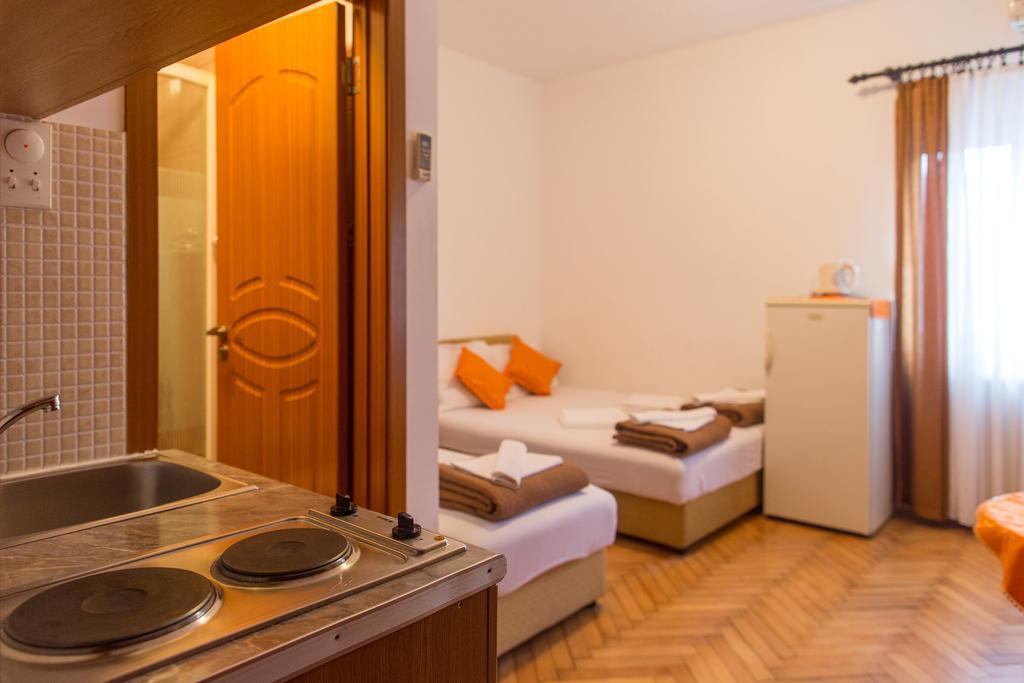 Guest House Vucicevic Будва Экстерьер фото