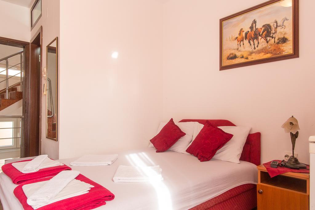 Guest House Vucicevic Будва Экстерьер фото